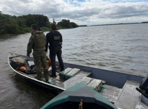 Embarcação com maconha em Altônia.