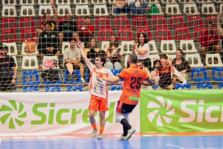 Equipe do Noroeste Futsal em quadra.