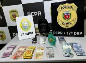 Cocaína e crack apreendidos com casal em Cruzeiro do Oeste.