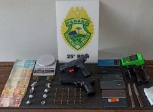 Homem é preso com pistola 9 mm, drogas e dinheiro falso em chácara de Umuarama