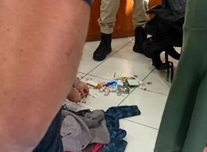 Ladrão é preso após furtar joias avaliadas em R$ 2,2 mil de relojoaria em Umuarama; vídeo