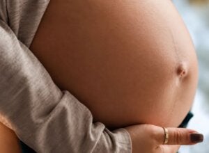 Mulher grávida dá entrada no Norospar após ser espancada pelo companheiro em Umuarama