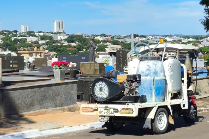 Cemitério de Umuarama se prepara para receber quase 50 mil visitantes no Dia de Finados