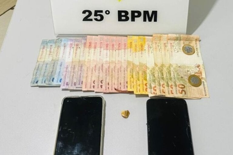 Rocam do 25º BPM prende duas pessoas por suspeita de tráfico de drogas em Umuarama