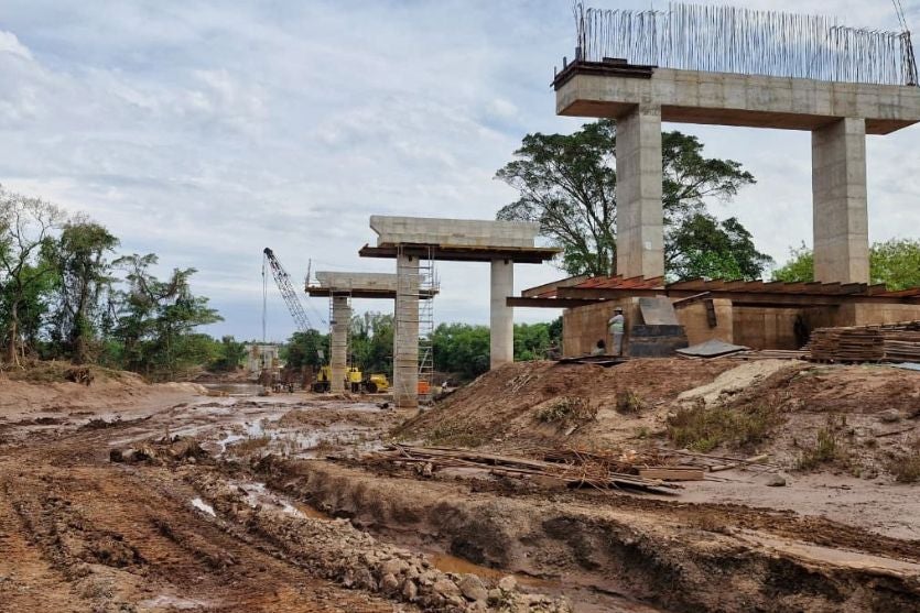 Obra da nova ponte sobre o Rio Ivaí na rodovia PR-498 chega a 45% de execução
