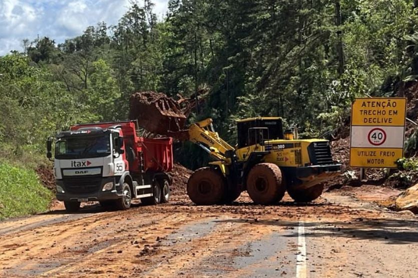 Chuvas e obras interditam rodovias estaduais no Paraná; veja os trechos afetados