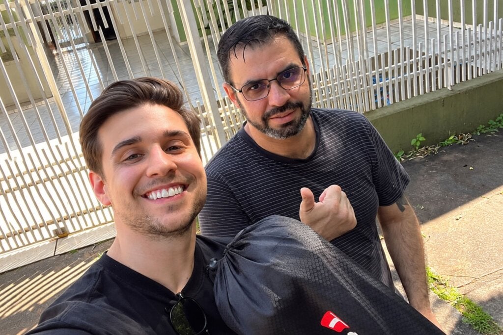Atitude de honestidade termina com devolução de equipamento de fotografia em Umuarama