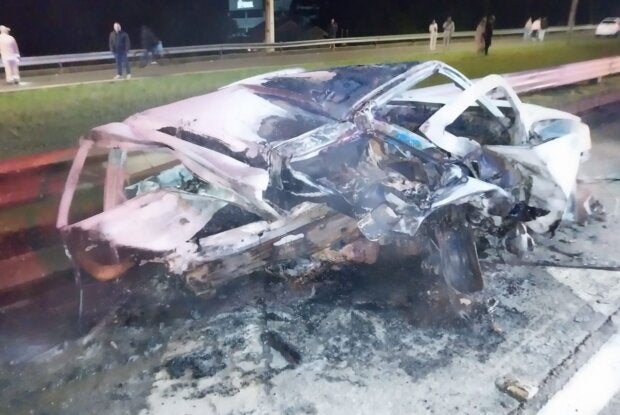 Motorista embriagado foge após causar acidente que deixou vítima carbonizada no PR; vídeo