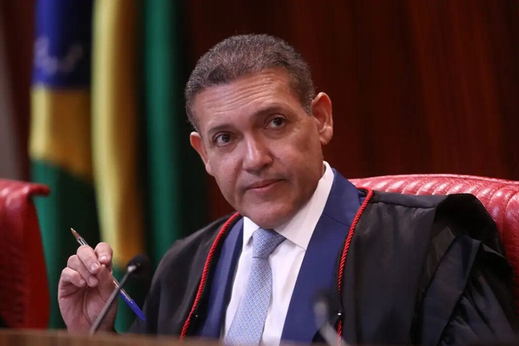 Kassio atende a pedido de Flávio Bolsonaro e manda censurar canal pró-Lula