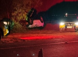 Capotamento de Kia Sportage deixa motorista morto na rodovia PR-550, informa a PRE