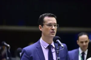 O candidato ao Senado, Deltan Dallagnol.