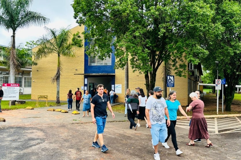 Mais de 70% dos eleitores de Umuarama votam em Flávio Bolsonaro