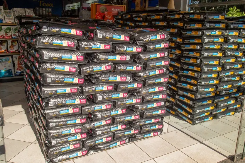 Empório Pet compra carga fechada de ração Finotrato e prepara ofertas especiais