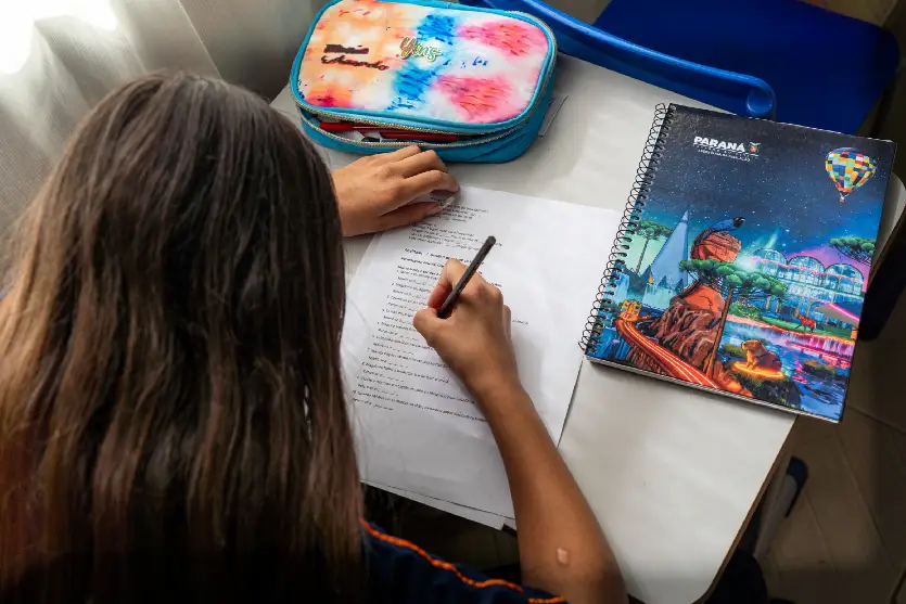 Enem 2026: estudantes têm até este domingo para escolher entre inglês e espanhol