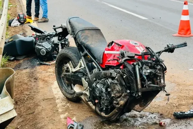 É grave o estado de saúde dos motociclistas feridos em colisão na PR-323, em Umuarama