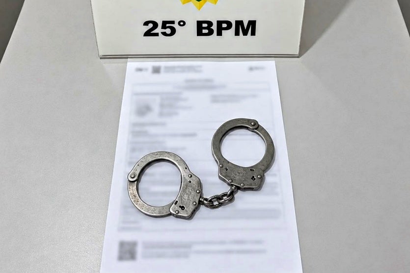 PM cumpre mandados de prisão em Umuarama e Iporã por furto, roubo e tráfico