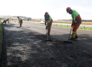 Obras da EPR na PR-323.