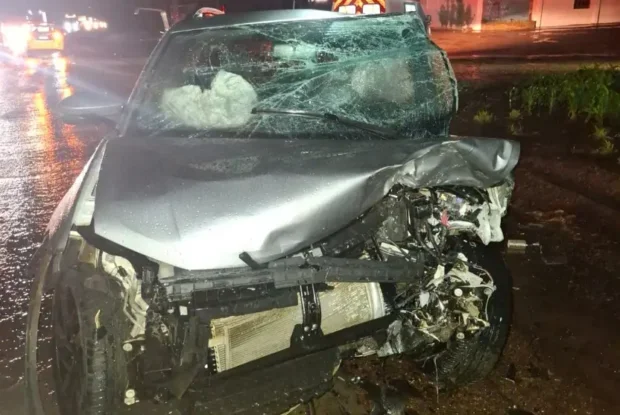 Passageira de veículo com placas de Umuarama morre em colisão frontal na PR-239