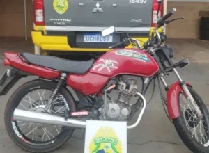 PM recolhe moto conduzida por jovem sem habilitação em Iporã