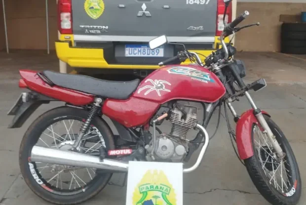PM recolhe moto conduzida por jovem sem habilitação em Iporã