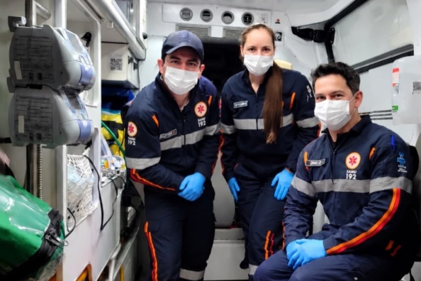 Equipe do Samu que participou de paro dentro de ambulância no Paraná.