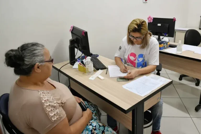 UBSs de Umuarama terão horário estendido para coleta de preventivo durante o Outubro Rosa