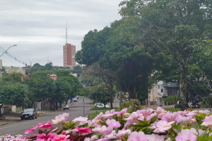 Umuarama terá céu nublado e possibilidade de chuva nesta quinta-feira
