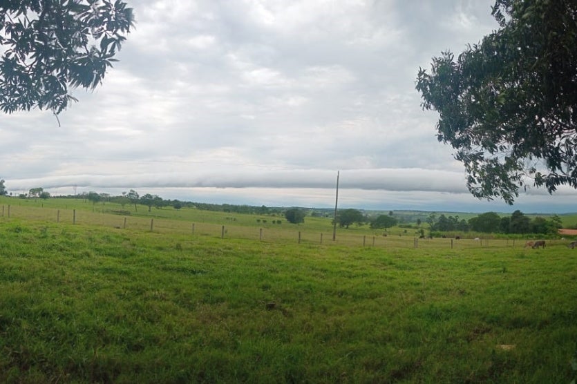 Nuvem rolo vista na Zona Rural de Altônia.