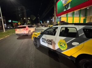 Veículo abordado em Umuarama durante a Operação Omnis.