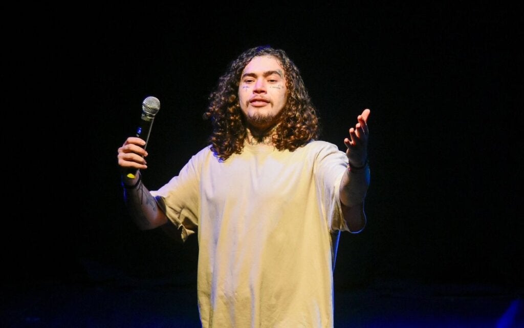 Whindersson Nunes apresenta espetáculo inédito em Umuarama, neste mês de novembro